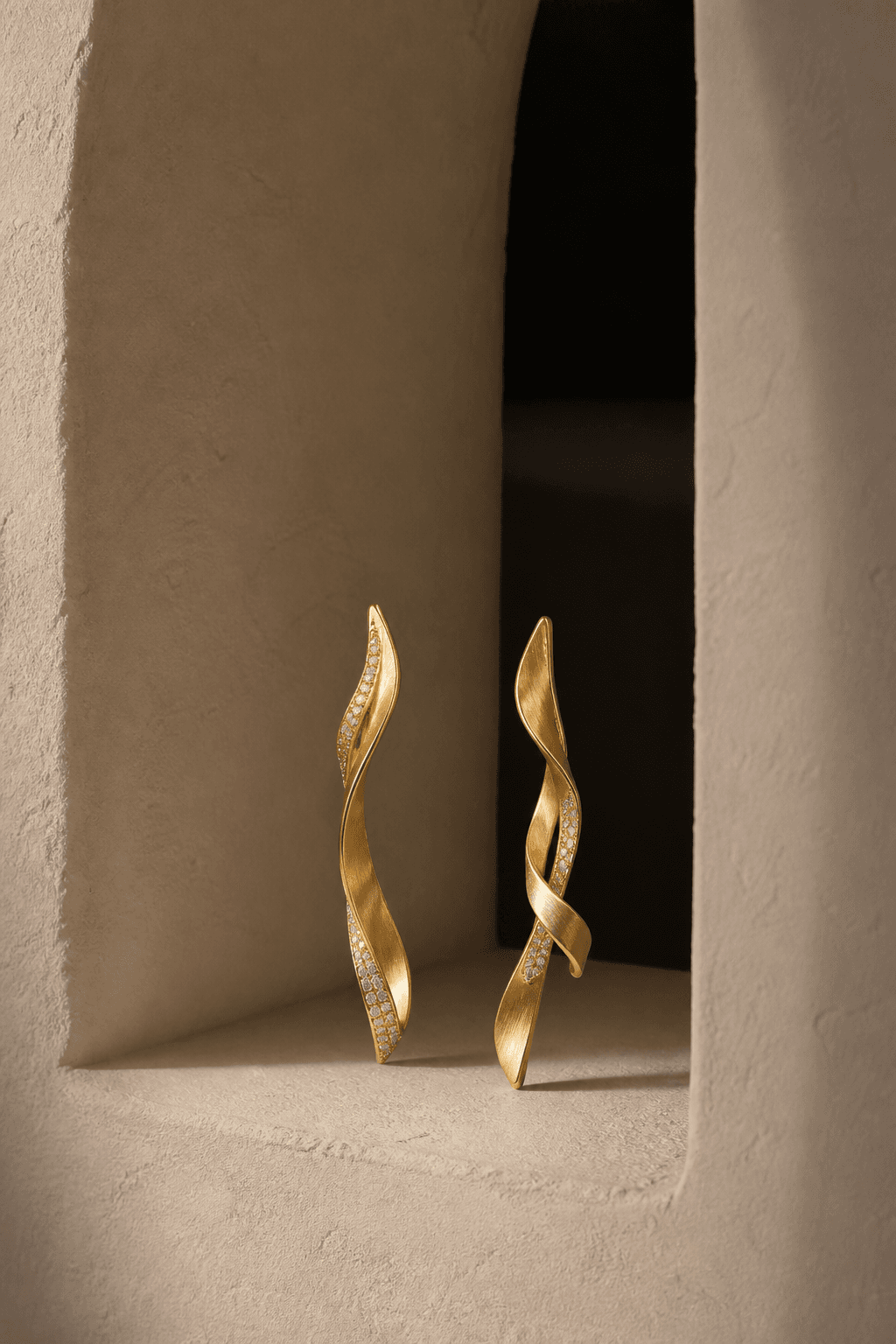 Boucles d’oreilles en or et diamants de la collection Éclat